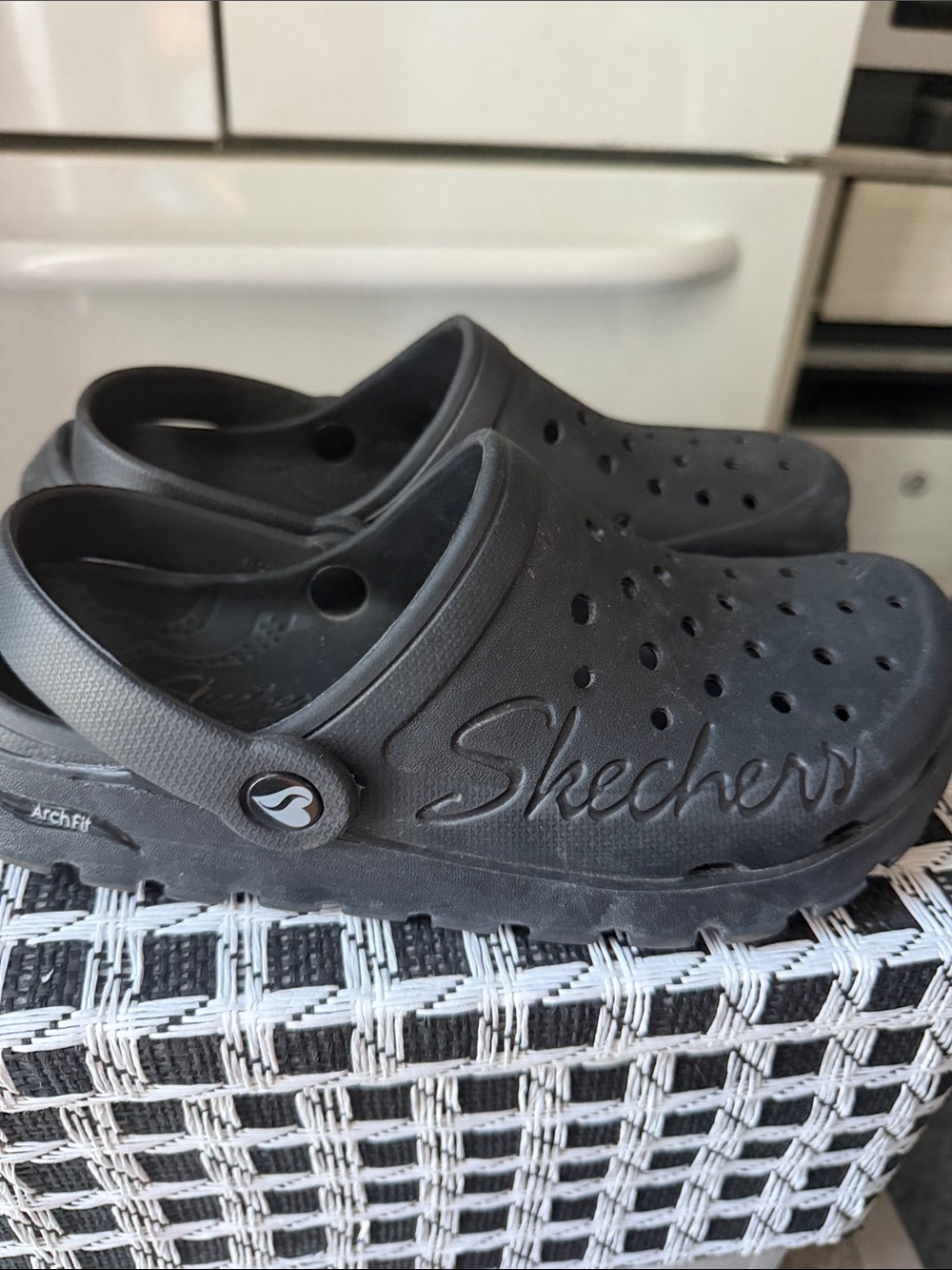 Skechers Black Vented Slip-On Clog - Picture 3 of 5